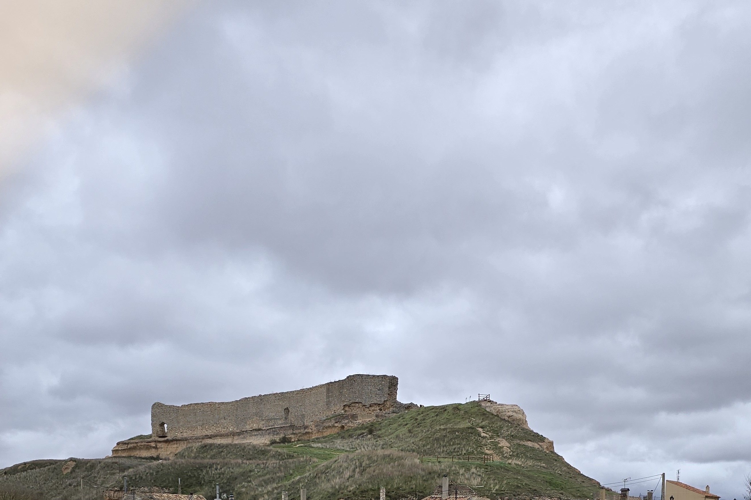 Castillo y bodegas